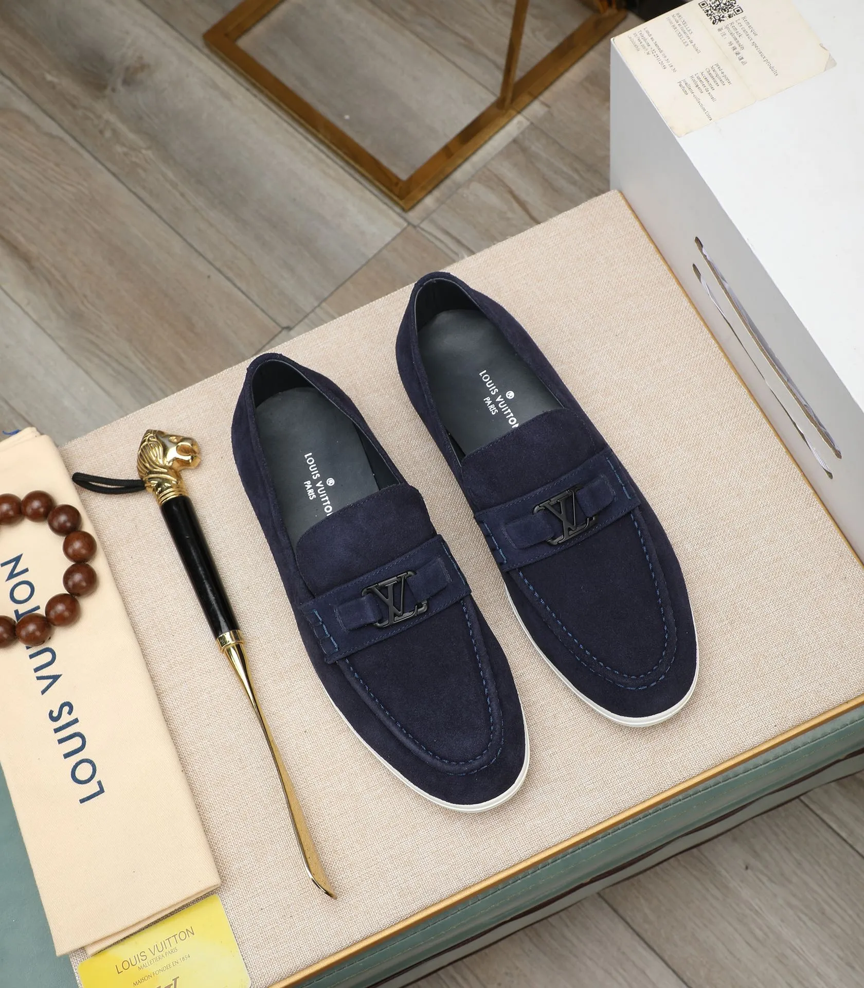 Men's shoes 💰520 📛📛【LOUIS VUITTON】Louis Vuitton 2024 official website synchronized new products 👟Milan fashion catwalk style 🇰🇾🇰🇾LV family logo, celebrity style, a must-have for fashionistas ⚠️First-layer calfskin ➕Genuine leather lining ➕Official website original version special outsole 👞Number 38-44